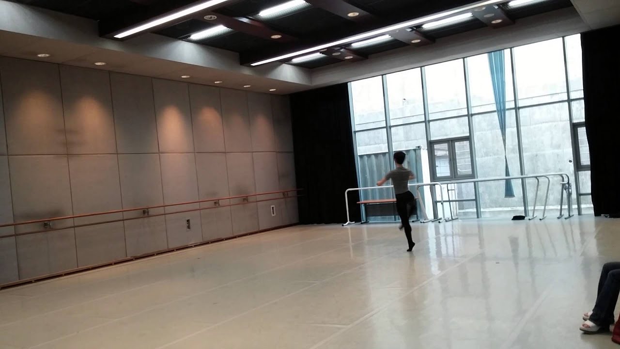 Esmeralda male variation