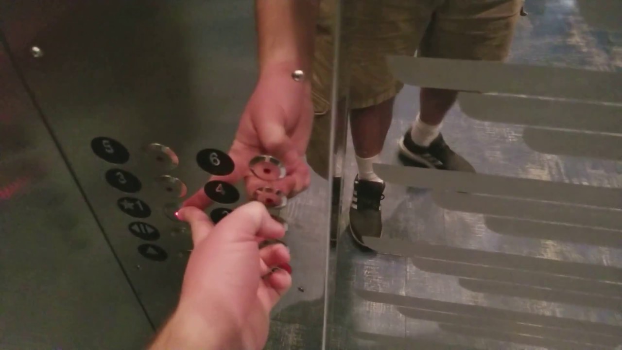 Set 1 Kone Scenic Elevators Las Vegas McCarran International Airport Las Vegas, NV YouTube