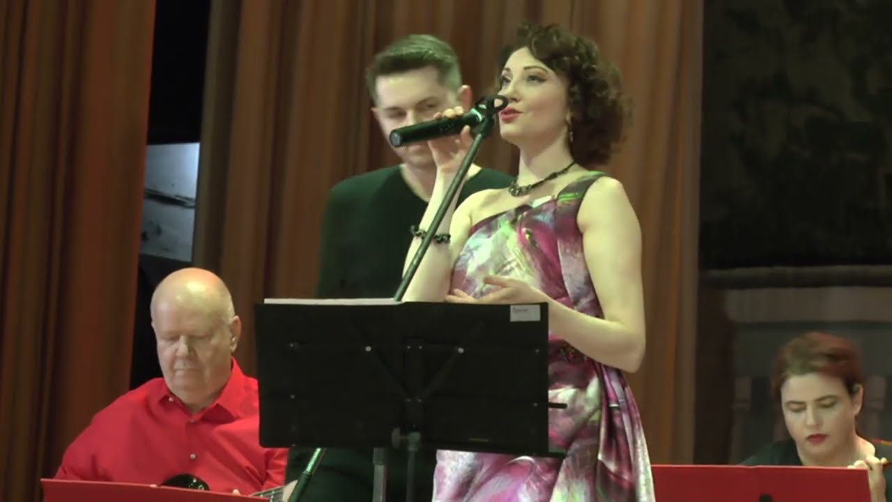 Ирина ЕЛИСЕЕВА - Утомленное солнце