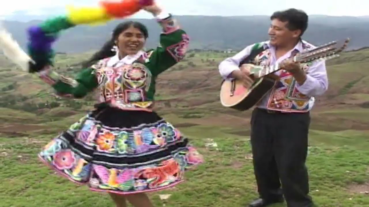 SONRISAS DE QUEROMARCA - HERMOSA POMACANCHINITA / PALOMITA BLANCA /TOMANDO CERVEZA / ACOMAYO Y CANCH
