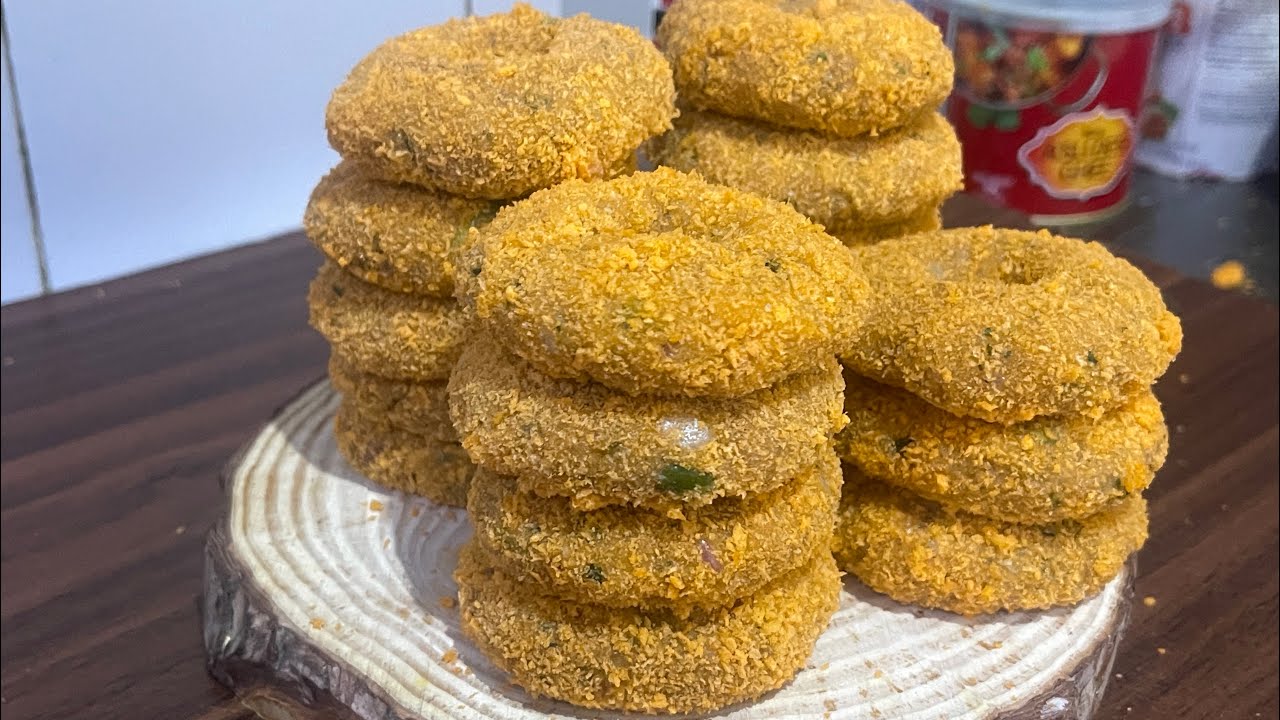 Chicken doughnuts 😍 crispy outside, juicy inside 🍗🍩🔥