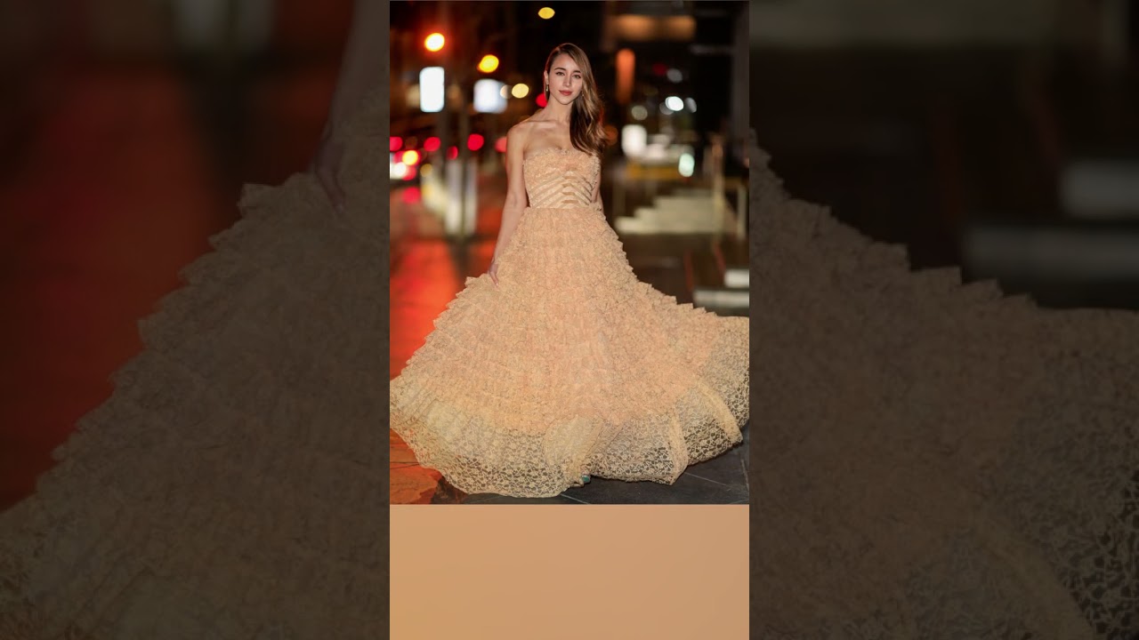 Caylee Cowan arriving for a Betsey Johnson event 