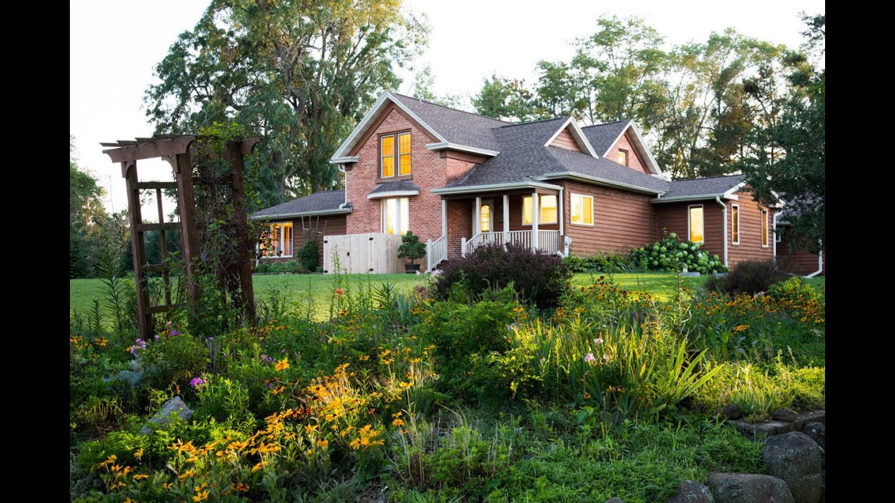 Green Lake County Restored Farmhouse AND Barndominium on the Fox River.