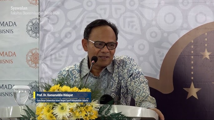 Sariq tualetdagi jinsiy aloqa Gozal qiz sexy sayohat