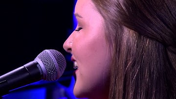 Gracie Schram | Live | Wallflower