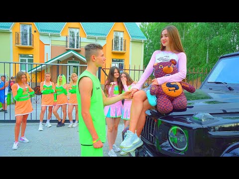 ახალი გოგოები დიანას წინააღმდეგ სკოლაში ახალი გამოწვევა დიანას სკოლაში