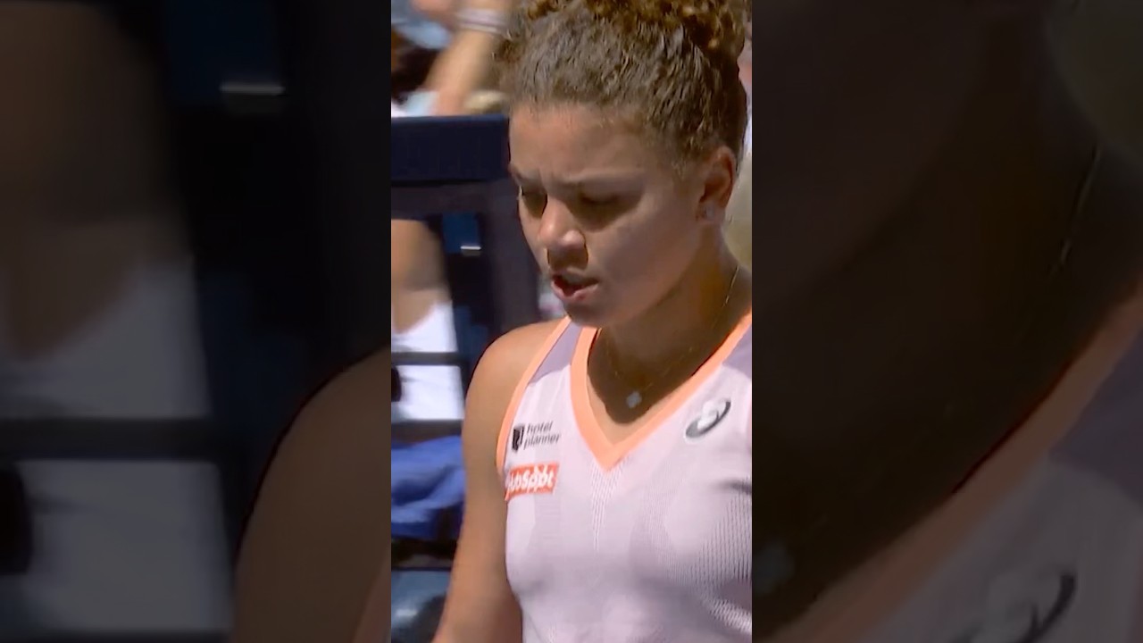 Jasmine Paolini's INCREDIBLE defense 🙅