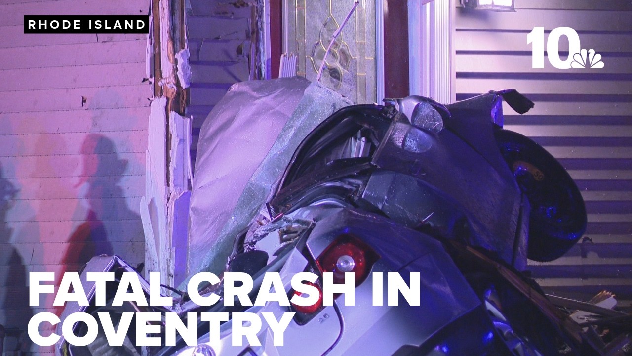 Man accused of fleeing from police dies after crashing into house