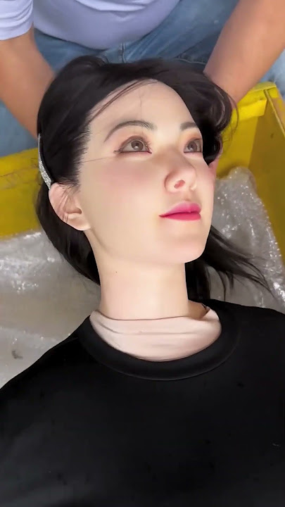 unboxing silicone doll