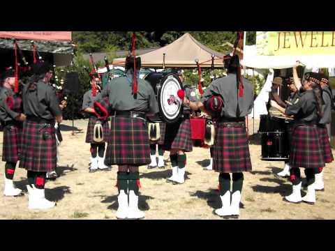 OSDF Pipe Band - Brown Haired Maiden & High Road to Gareloch.AVI