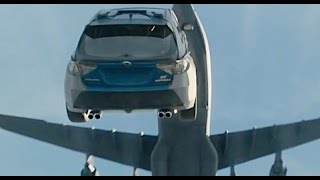 挑戰新聞軍事精華版--美電影「玩命關頭 7」跑車跳傘，「C-130」運輸機替身「C-17」