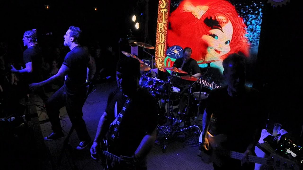 STRUNG OUT - Full Set - Twisted By Design - San Diego @ The Holding Company