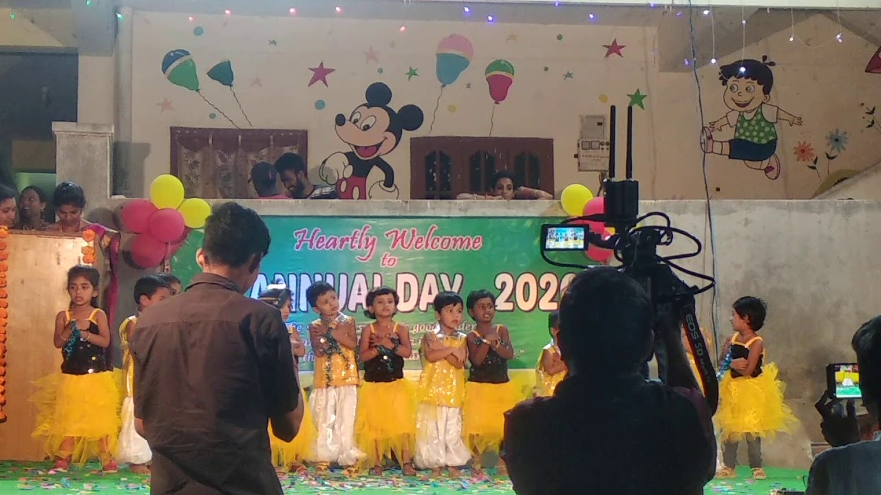 Lkg students dance for I'm a disco dancer song - YouTube