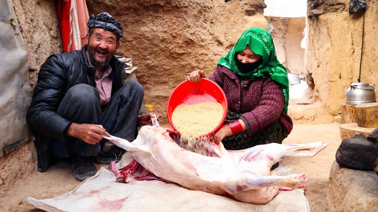 Ramadan Iftar: Traditional Oven-Roasted Lamb Leg Kebab | Rural Life in Afghanistan |