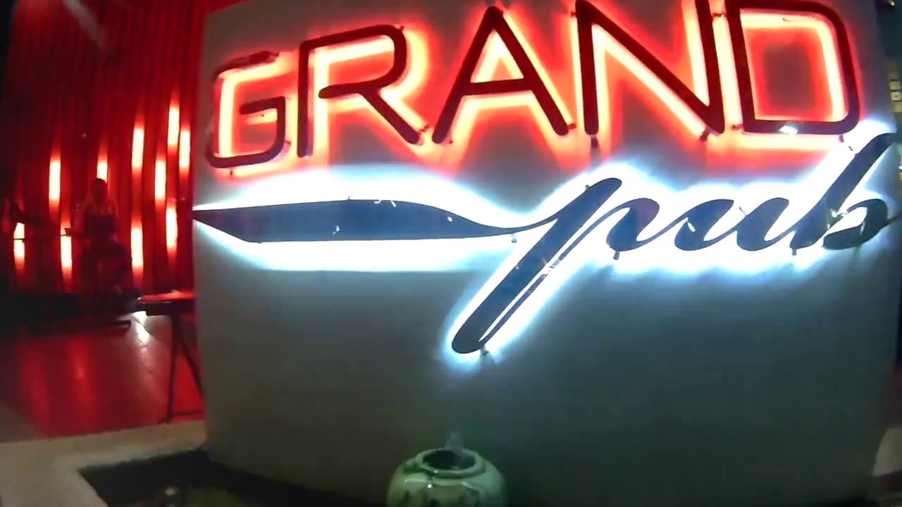 Mc.SUMO x DJ.LEENA AT ZEED GRAND PUB