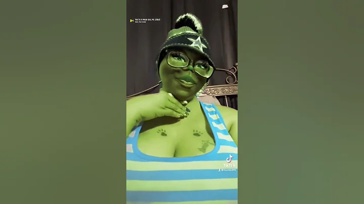Just A Grinchy Lady!