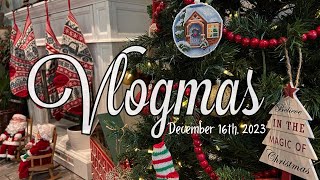Vlogmas / December 16th, 2023 / Crazy Sock Lady