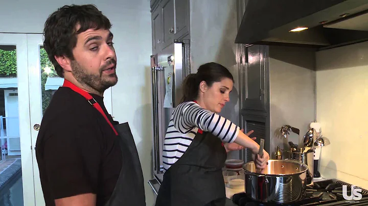 Shiri Appleby Shows Us How to Make Sloppy Joes Wit...