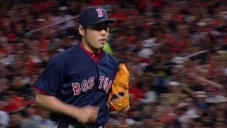 BOS@BAL: Uehara escapes trouble in the eighth