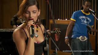 Nelly Furtado - Try - Walmart Soundcheck 2006