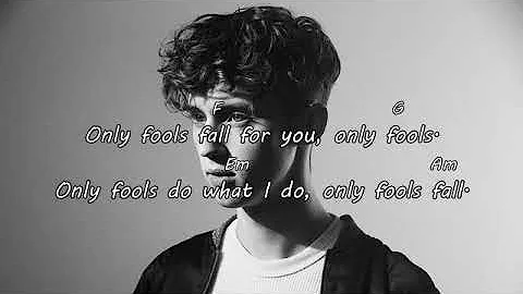 Troye Sivan - Fools (Lyrics + Ukulele Chords)