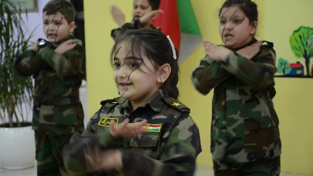 ئیمە كوردین پێشكەش كردنی قوتابیانی قوتابخانەی كلێڤەری ناحكومی