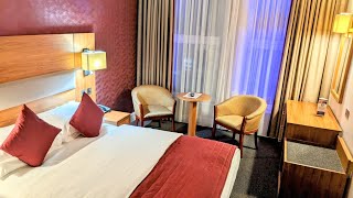 inside The Empress Hotel, Douglas, Isle of Man, UK ~ Seaview Double by Hotel Rooms Insider 178 views 3 months ago 3 minutes