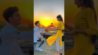 Meet #lovestatus #loveshorts #lyrics #lyricsfeel #meet #meeting #aesthetic #aestheticstatus