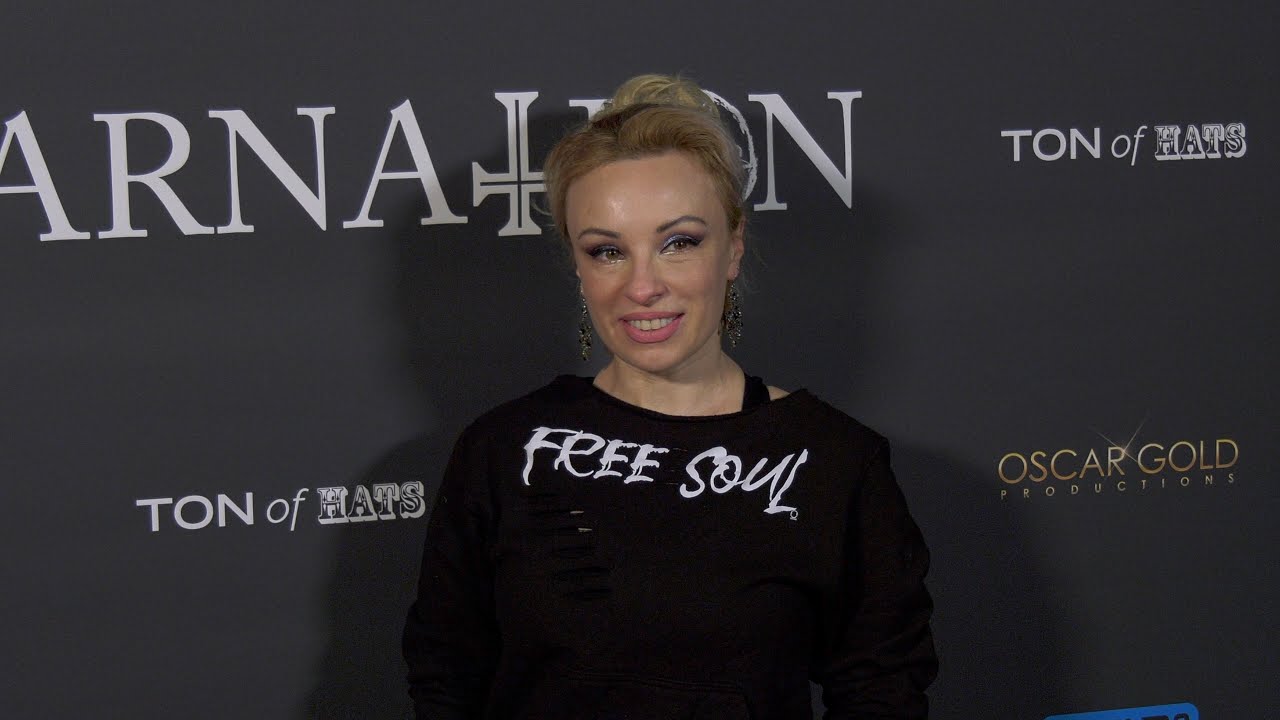 Vera Vanguard "Incarnation" World Premiere Red Carpet Fashion