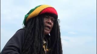Mbah urip Bakul Teri Jadi Menteri (reggae)