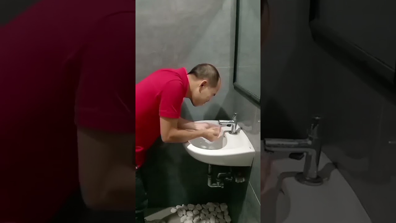 activated charcoal smoothens, brightens and removes dead skin cells|| 