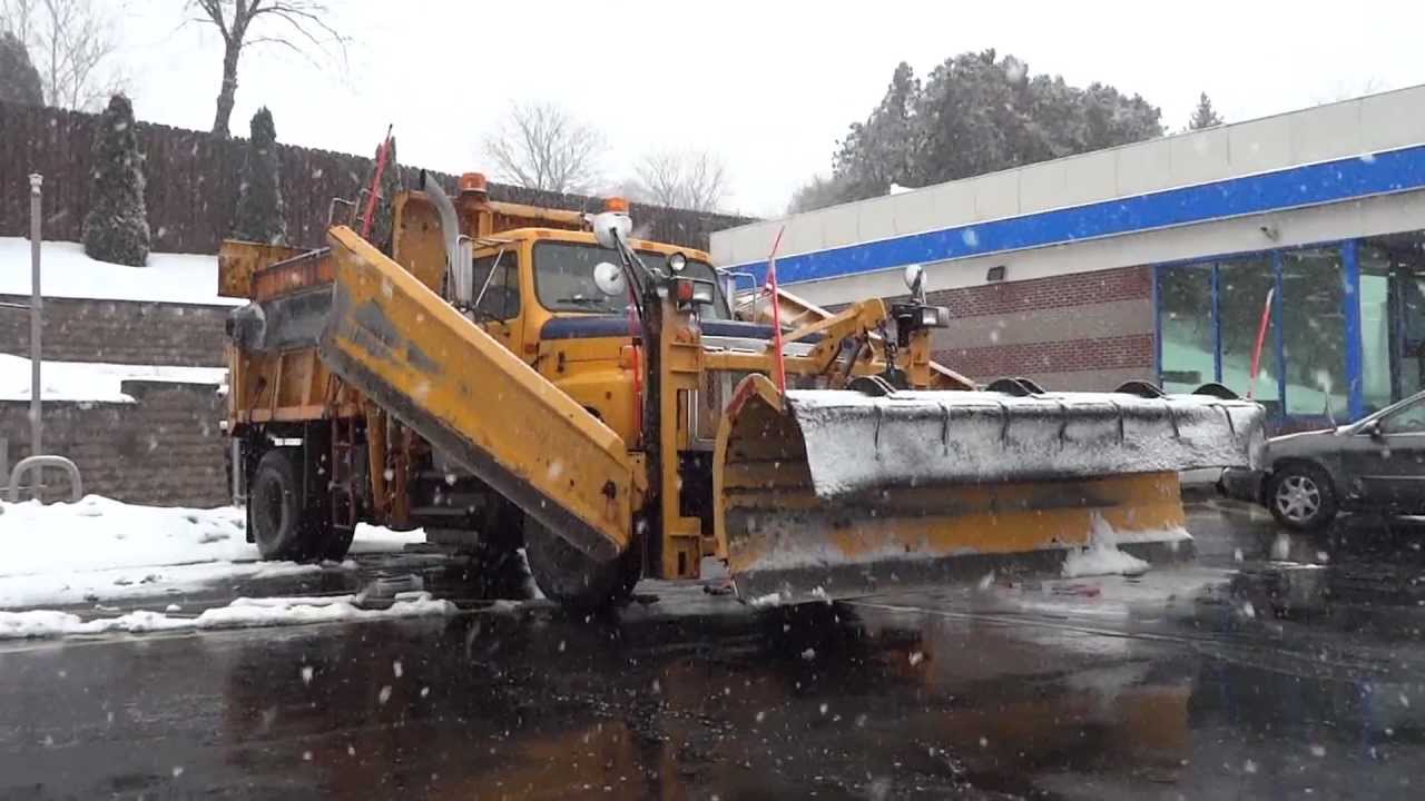 NYSDOT Snow Plow International S Series YouTube nysdot-snow-plow-international-s-series-youtube