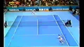 Gabriela Sabatini vs Monica Seles Exhibicion Essen 1989 (3/3)