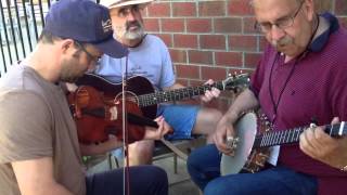 Joe Decosimo fiddles Happy Hollow w Steve &  John chords