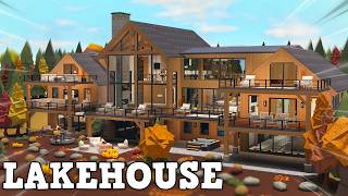 Building a REALISTIC Lake House in Bloxburg! (w/ Hailey)