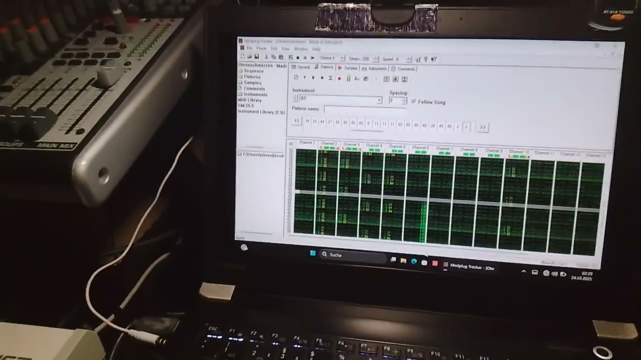 Studio "Benjamin Bönisch" Herbst 2025 On Old MoDPlug Tracker.