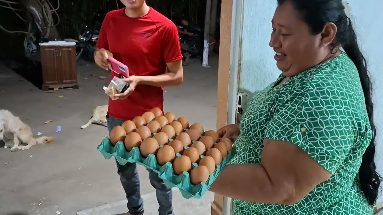 🔴David hasta de NOCHE Trabaja para salir adelante en su NUEVO NEGOCIO DE HUEVOS.