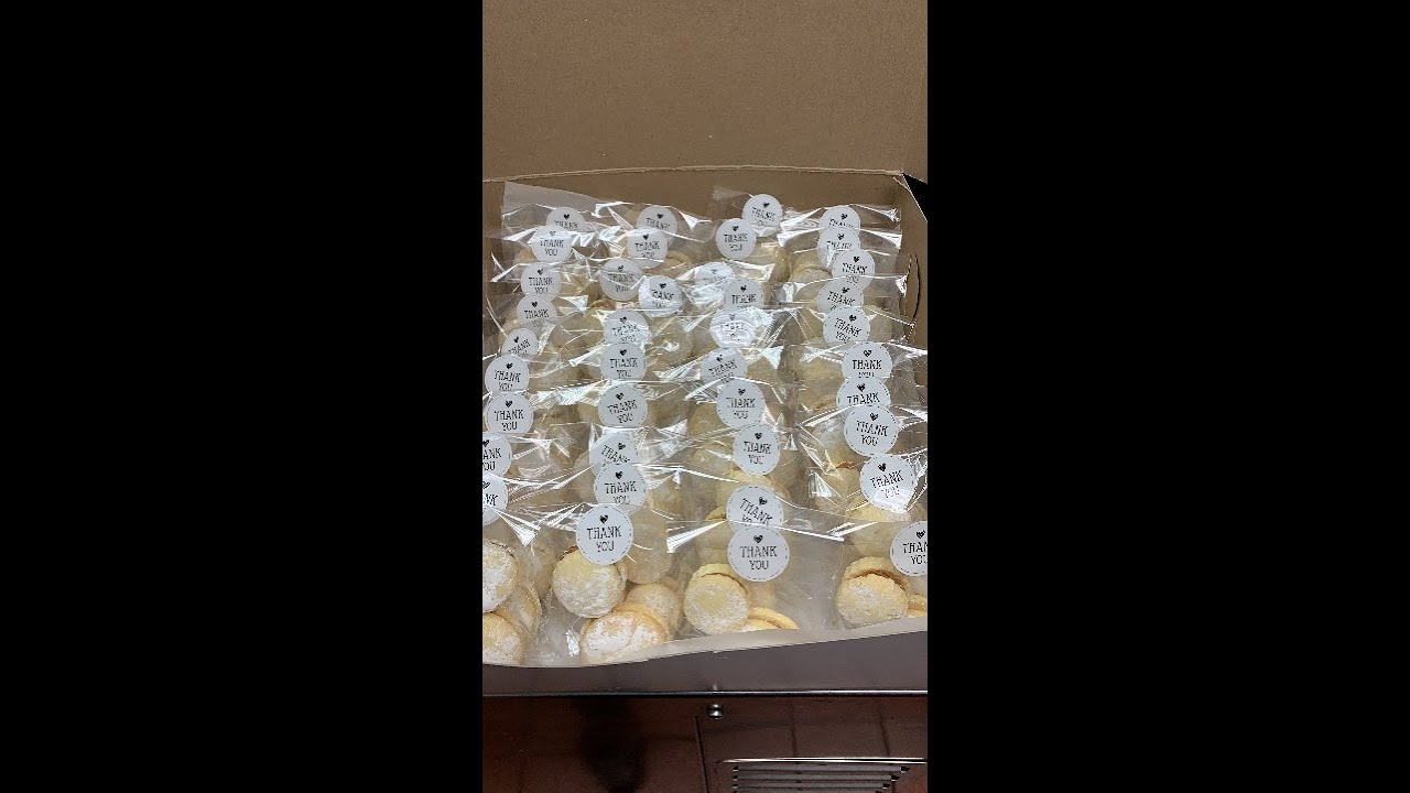 200Pcs Candy Treat Bags 4" x 6" Clear Cellophane Bag Thickening Plastic Party Favor Bags for  Review