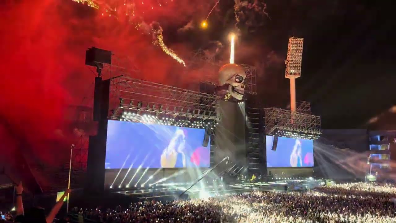 AIRBAG - Intro + Anarquía en Buenos Aires [Estadio Vélez Sarsfield - 20-12-2024]