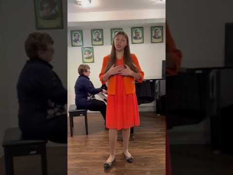 Карасьова Валентина Мрійниця сл і муз Лесі Горової