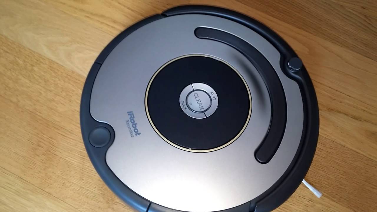 Roomba 600 series fist run and to dock - YouTube
