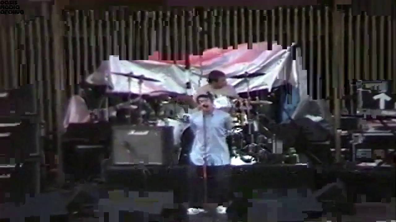 Oasis - 1997-06-18 - Coliseum, Oakland, USA