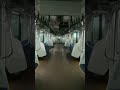 室内灯が点灯していない営業列車(節電？)