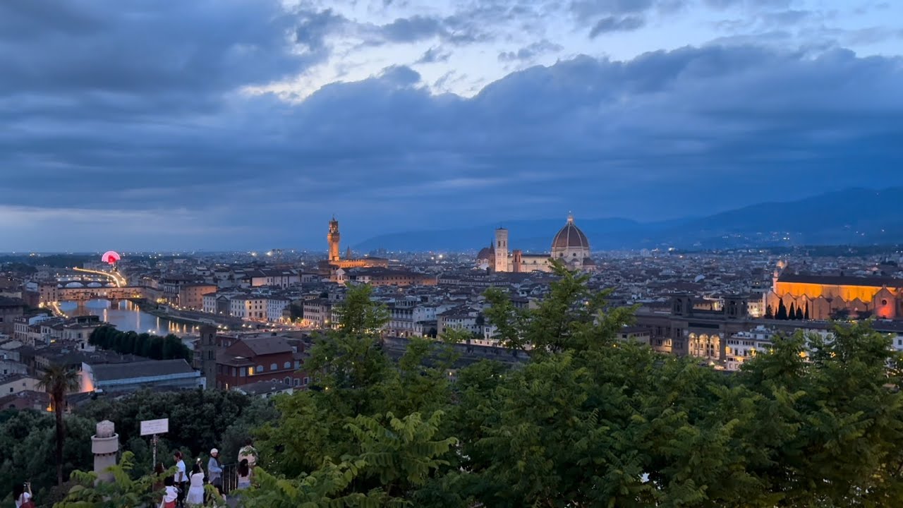 이탈리아 신혼여행 Vlog🇮🇹| ep07. 피렌체의 전경을 볼 수 있는 미켈란젤로 광장에서 일몰 야경 보기 | 청동 다비드 상 | 피렌체 중앙시장 | 한식당 강남식당