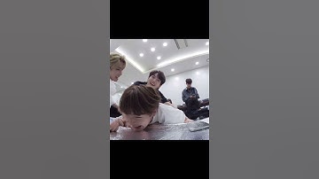[스트레이 키즈 아이엔] 성장빵…(feat.3년째 똑같은 형아들)
