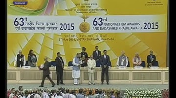 NIlanjan Datta receiving National Award