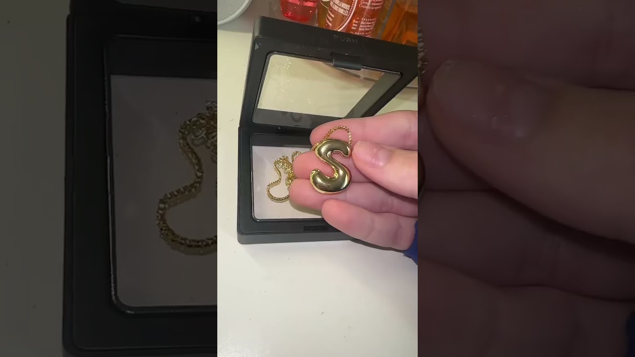 Chic 3D Bubble Letter Necklaces – Perfect Flat-Lay Jewelry Gift 