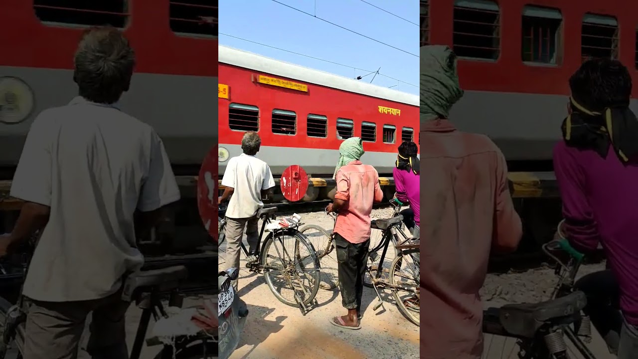 14208 Padmavat Express At Gandi Nagar Crossing