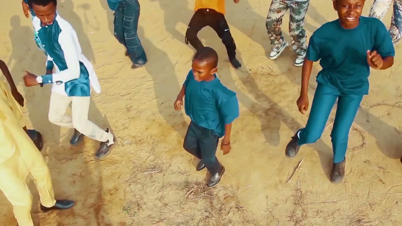 Mokolo na nga clip officiel by Pasteur Gaël OPONGO