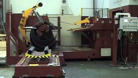 SERVOPRESSE Compact Traversing Decoiling Feeder-Straightener Line